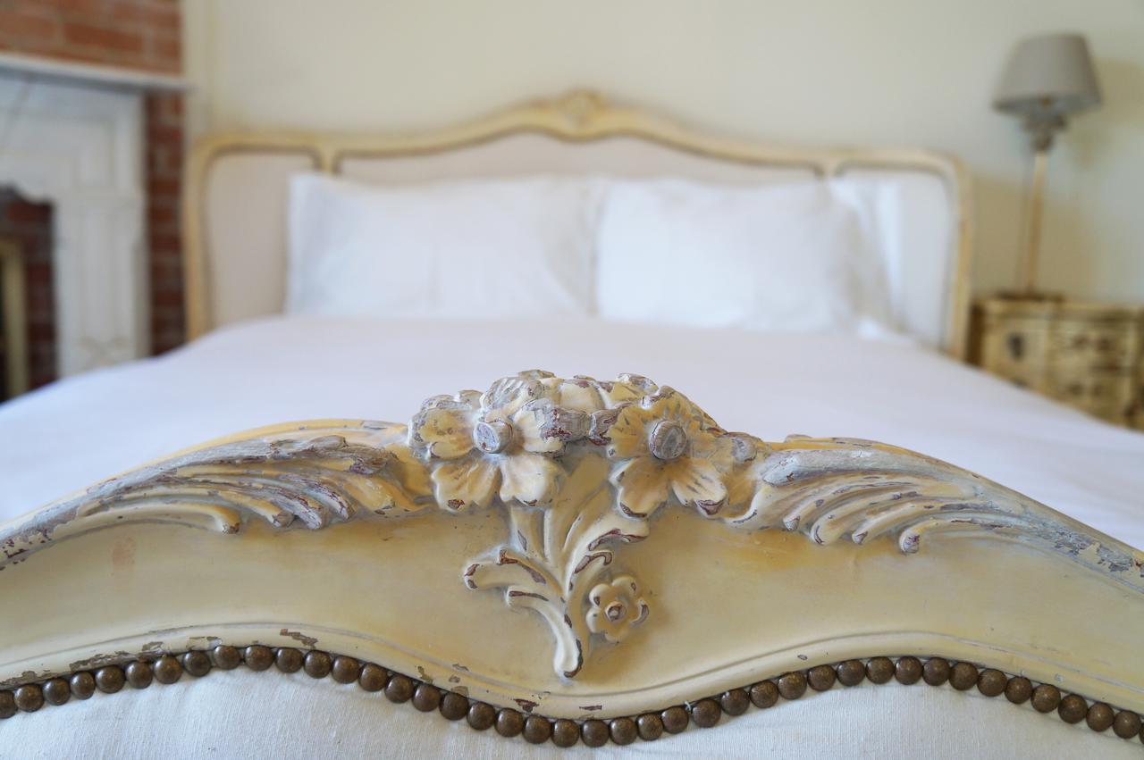 Lakewinds Country Manor Bed and Breakfast Niagara-on-the-Lake Buitenkant foto