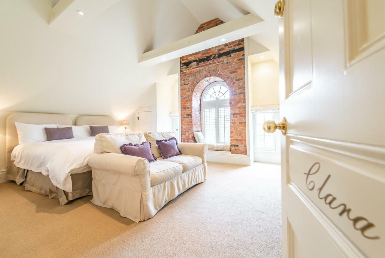 Lakewinds Country Manor Bed and Breakfast Niagara-on-the-Lake Buitenkant foto