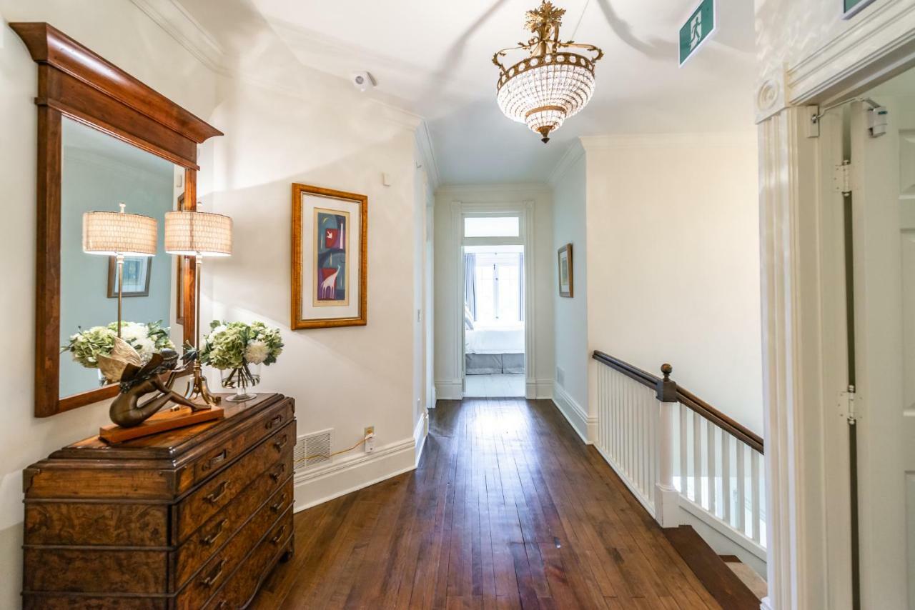 Lakewinds Country Manor Bed and Breakfast Niagara-on-the-Lake Buitenkant foto